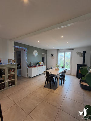 Maison - 183 m² - 6 pièces