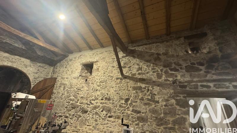 Maison - 292 m² - 5 pièces