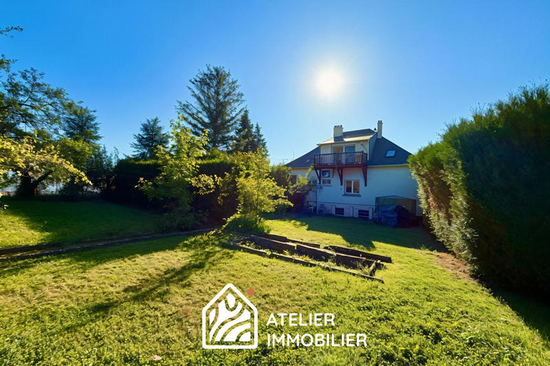 Maison - 176 m² - 8 pièces