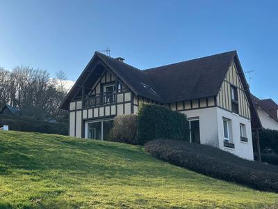 Maison - 190 m² - 6 pièces