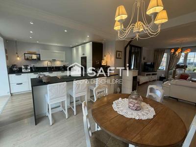 Maison - 140 m² - 5 pièces