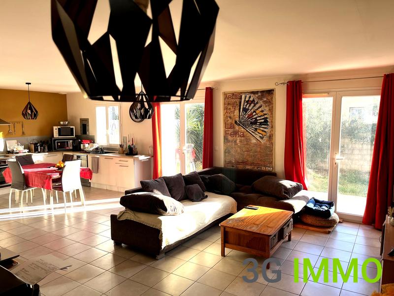 Villa - 90 m² - 4 pièces