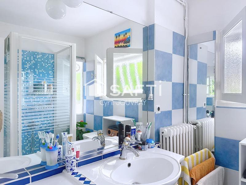 Maison - 111 m² - 4 pièces