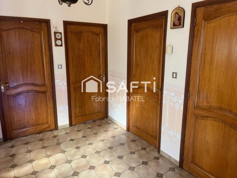 Maison - 123 m² - 6 pièces