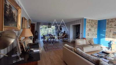 Appartement - 150 m² - 7 pièces