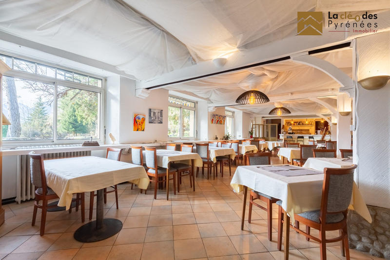 Fonds de commerce - 1 178 m²