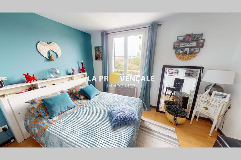 Maison - 168 m² - 10 pièces