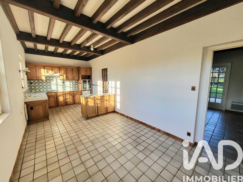 Maison - 250 m² - 9 pièces