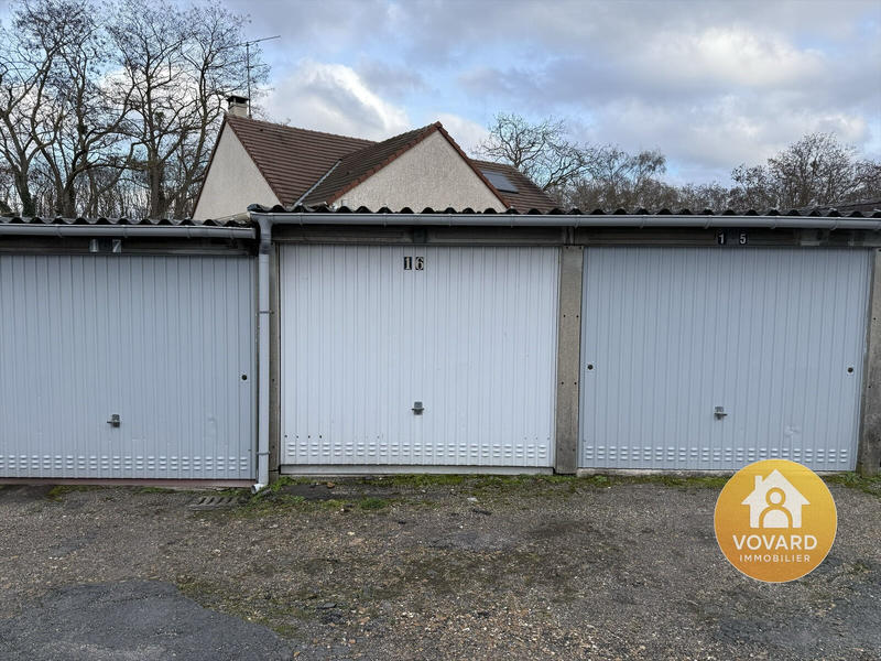 Parking / Garage - 14 m²