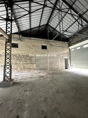 Immeuble - 200 m² - 2 pièces