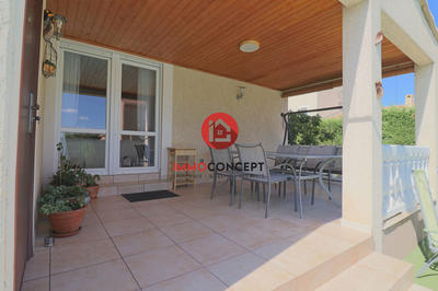 Maison - 101 m² - 5 pièces