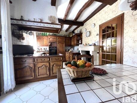 Maison - 260 m² - 7 pièces