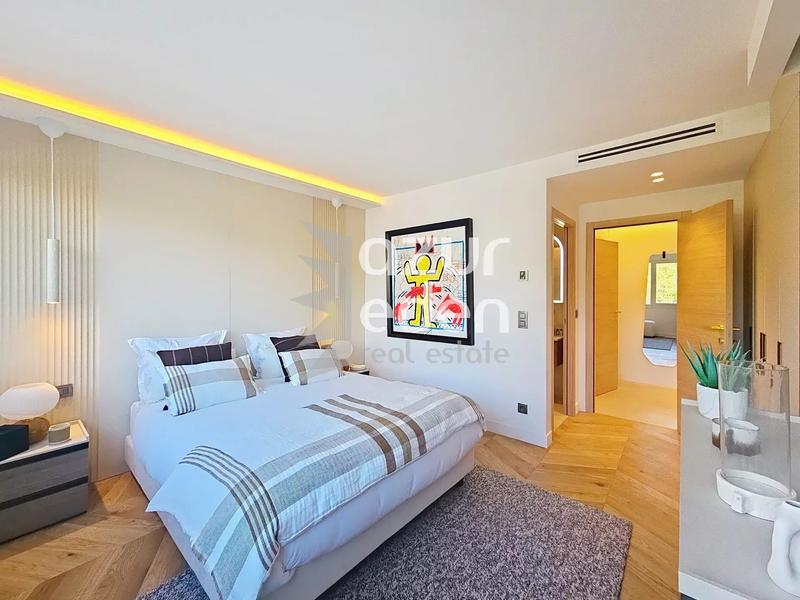 Appartement - 100 m² - 4 pièces