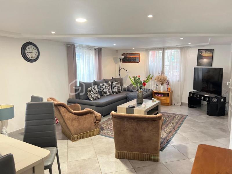 Maison - 131 m² - 7 pièces