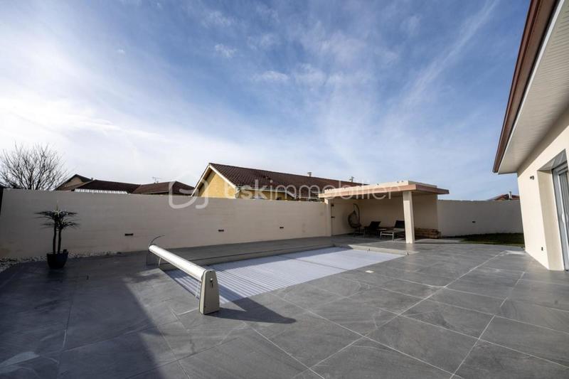 Maison - 95 m² - 4 pièces