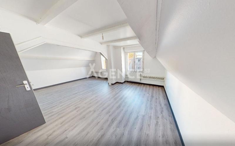 Maison - 165 m² - 6 pièces