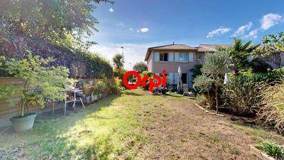 Maison - 98 m² - 5 pièces