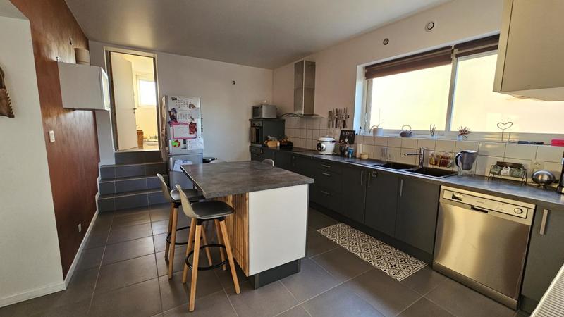 Maison - 162 m² - 7 pièces