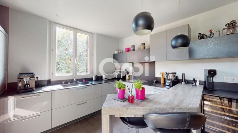 Maison - 108 m² - 4 pièces