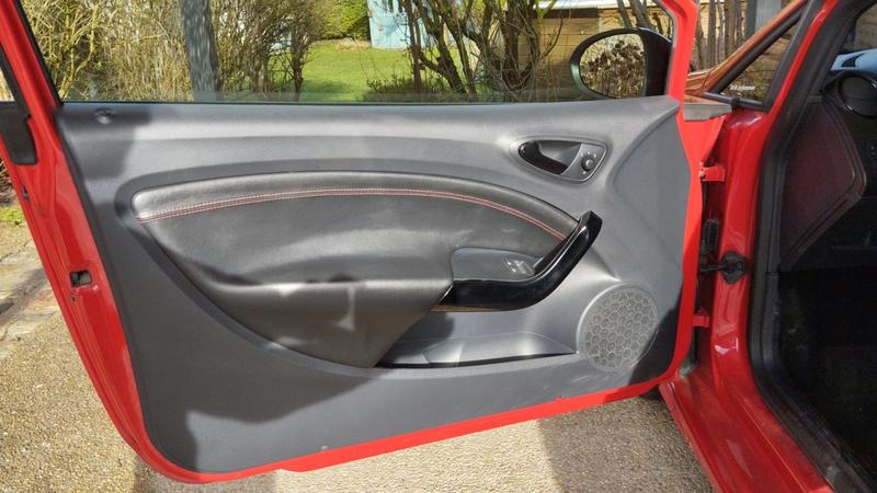 Seat Ibiza Cupra Sc IV 1.4 Tsi 180 Dsg7 - Automatique Toit ouvrant