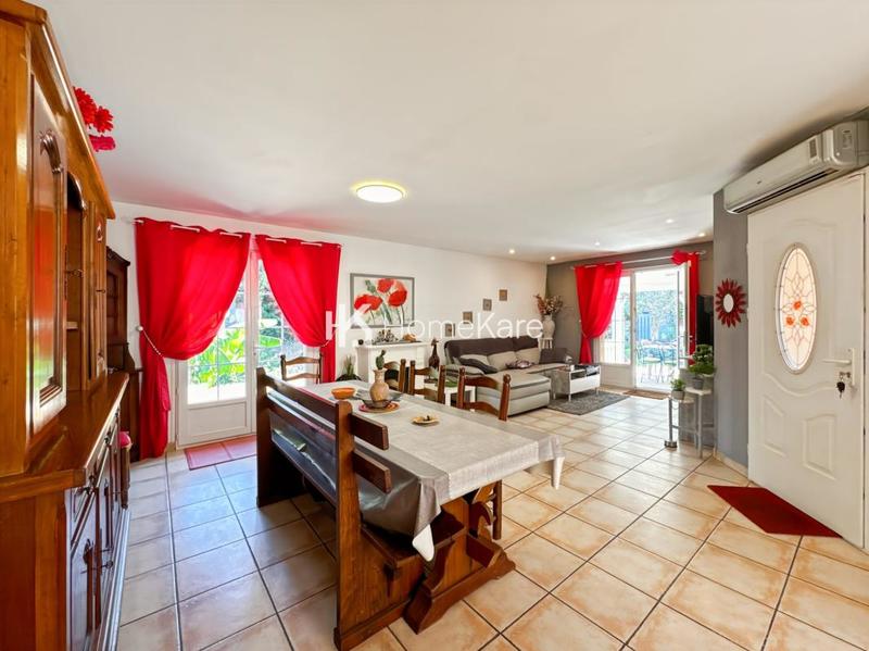 Maison - 158 m² - 6 pièces