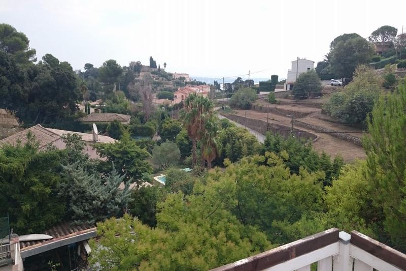 Maison - 221 m² - 6 pièces