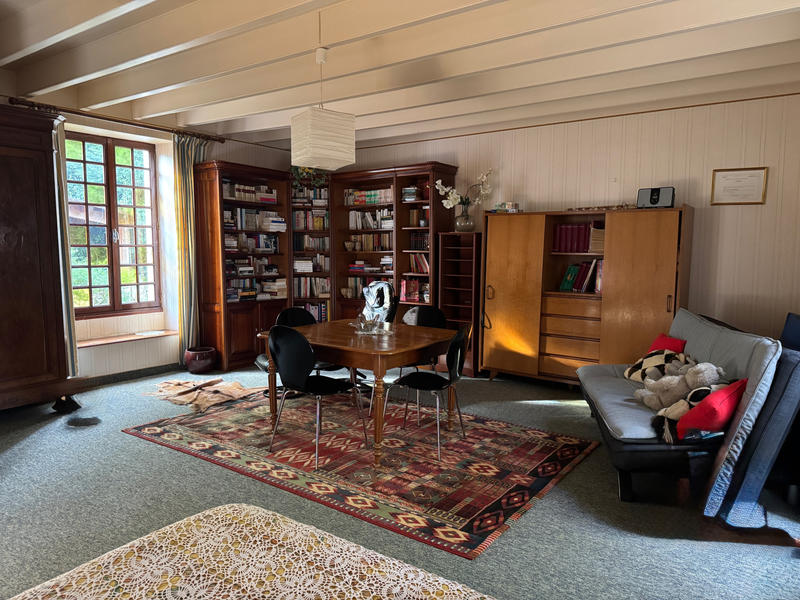 Maison - 200 m² - 4 pièces