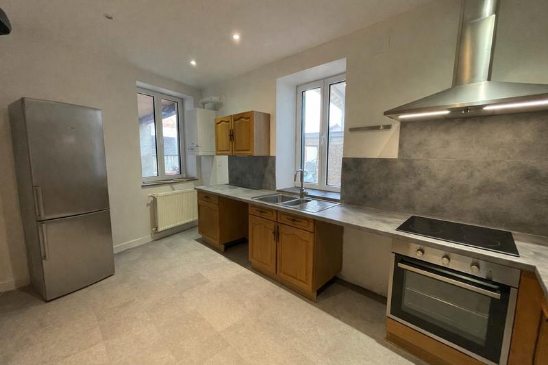 Appartement - 96 m² - 3 pièces