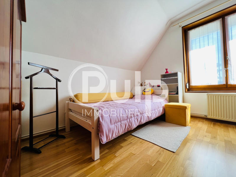 Maison de ville - 85 m² - 5 pièces