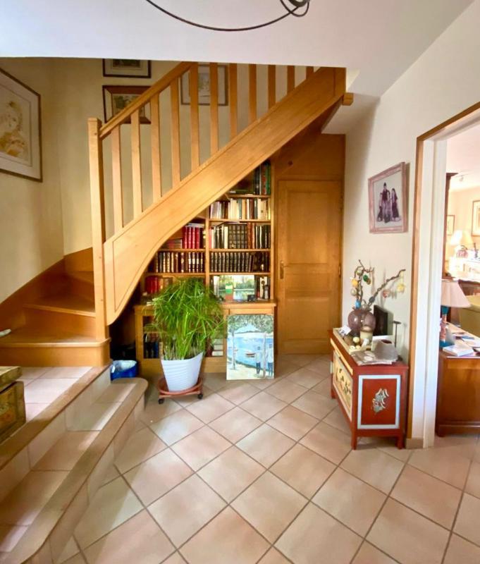 Pavillon - 140 m² - 7 pièces