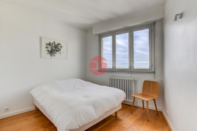Appartement - 85 m² - 4 pièces