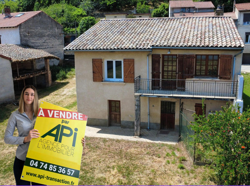 Maison - 92 m² - 5 pièces
