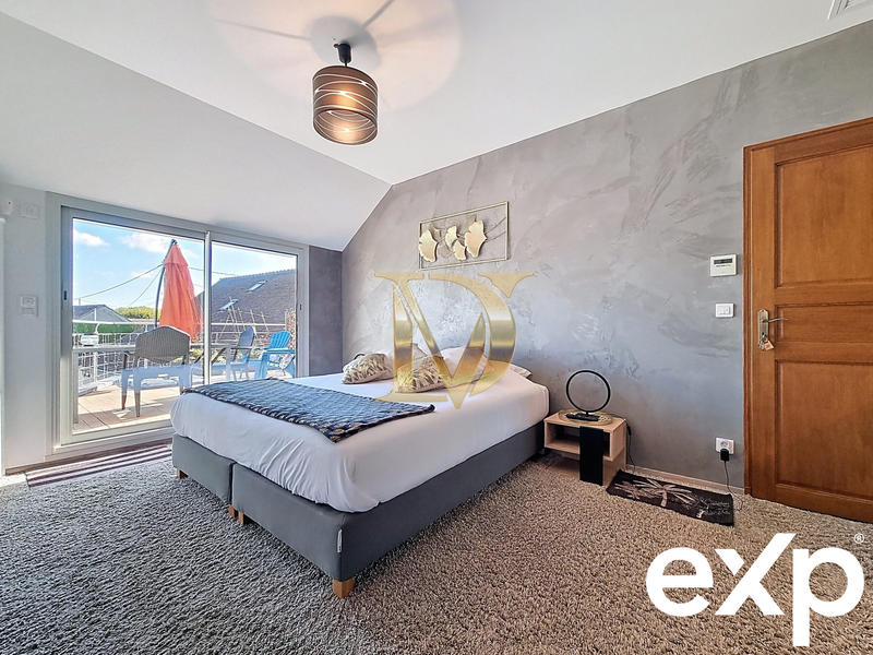 Maison ancienne - 402 m² - 11 pièces