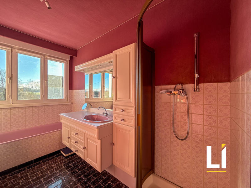 Maison - 105 m² - 4 pièces