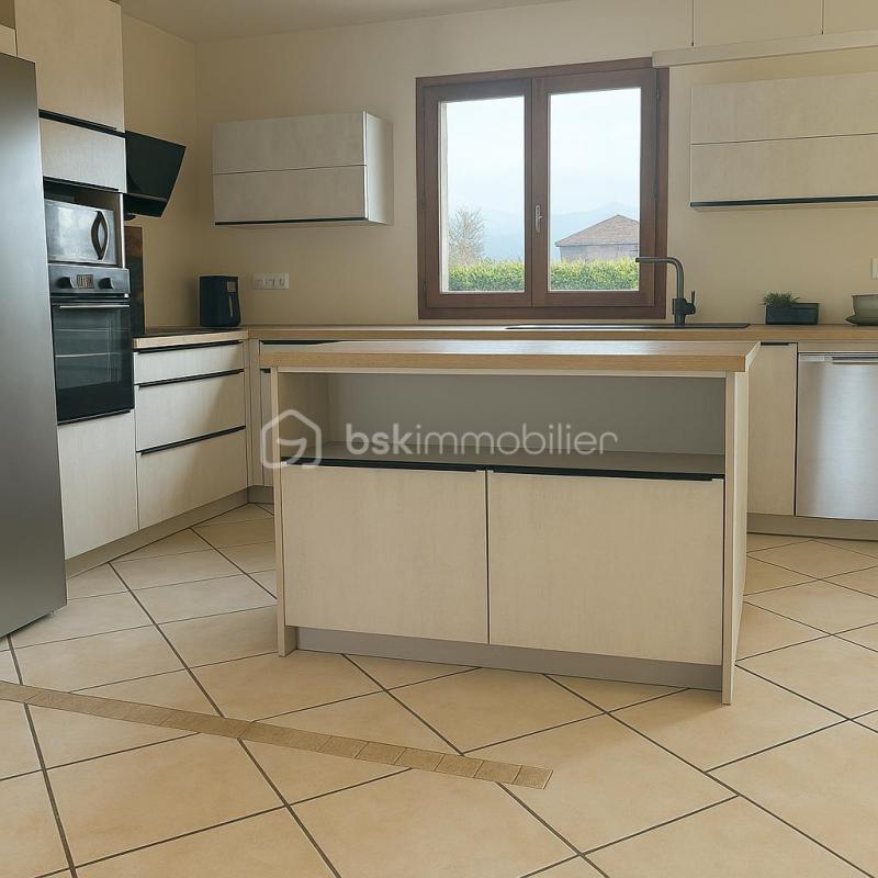 Maison - 160 m² - 6 pièces