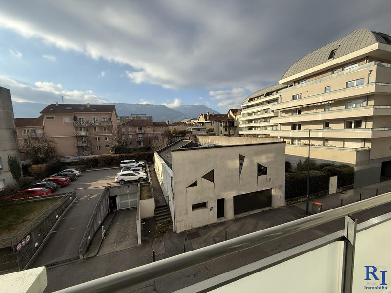 Appartement - 72 m² - 4 pièces