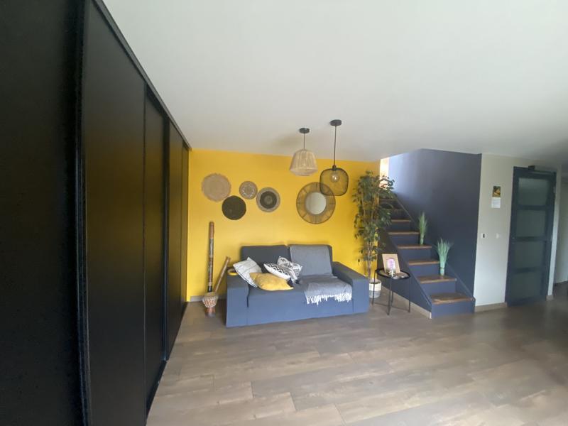 Maison - 441 m² - 10 pièces