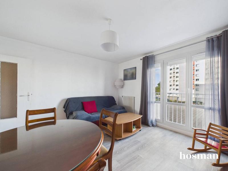 Appartement - 75 m² - 4 pièces