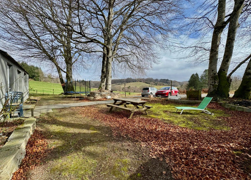 Maison - 400 m² - 15 pièces