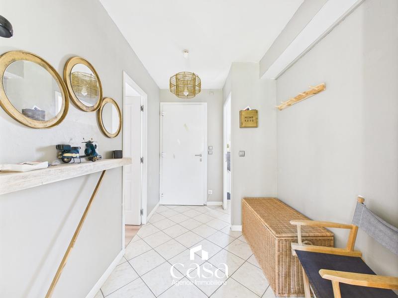 Maison - 137 m² - 6 pièces