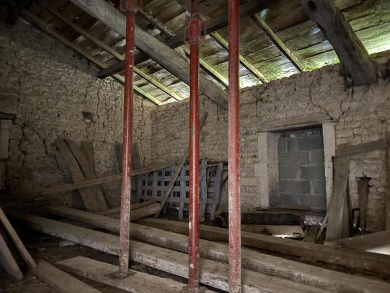 Maison - 200 m² - 3 pièces