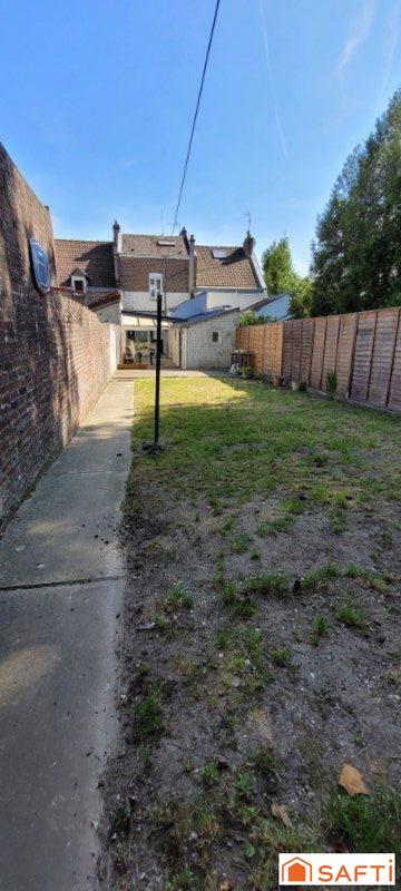 Maison - 121 m² - 6 pièces