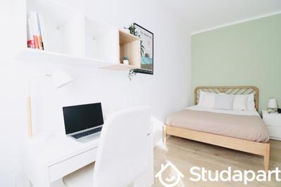 Chambre - 11 m² - 1 pièce