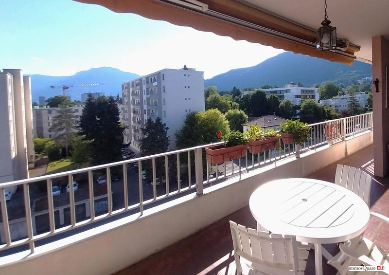 Appartement - 126 m² - 5 pièces