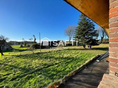 Maison - 218 m² - 8 pièces