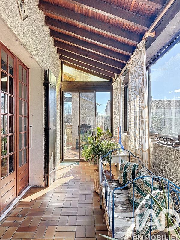 Maison - 233 m² - 7 pièces