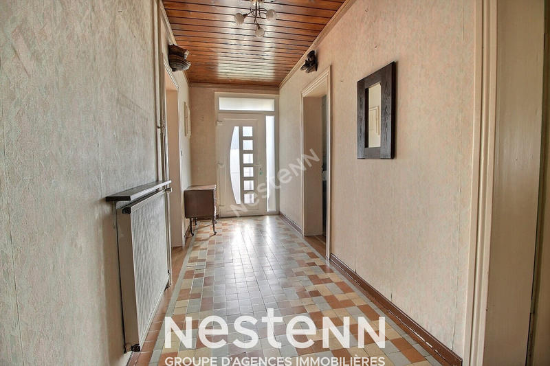 Maison - 176 m² - 9 pièces