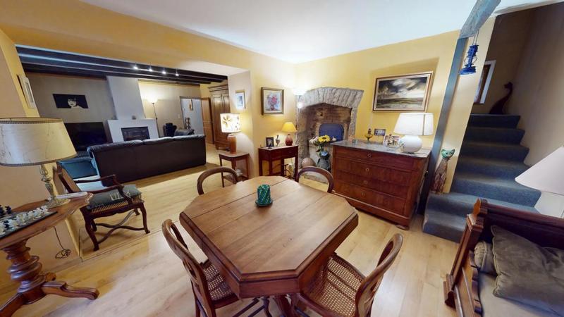 Maison ancienne - 132 m² - 5 pièces