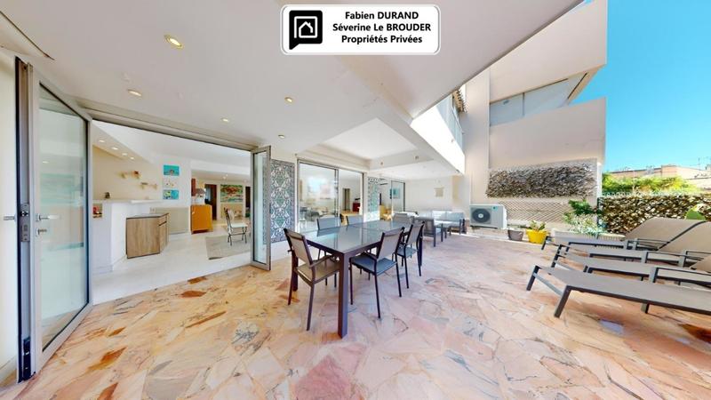 Appartement - 143 m² - 6 pièces