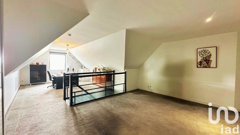 Maison - 437 m² - 5 pièces